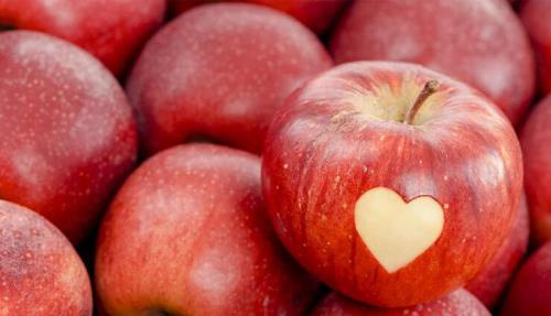 زیاده روی در مصرف سیب چه بلایی سر بدن ما می آورد؟