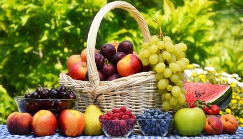 برای درمان این بیماریها میوه های تابستانی بخورید