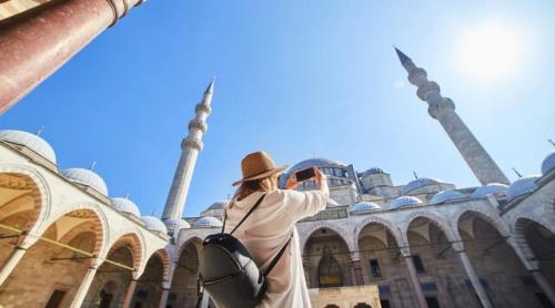 خیز ترکیه برای گردشگری 100 میلیارد دلاری