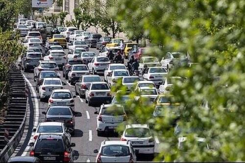 افزایش ترافیک تهران همزمان با شروع سال تحصیلی