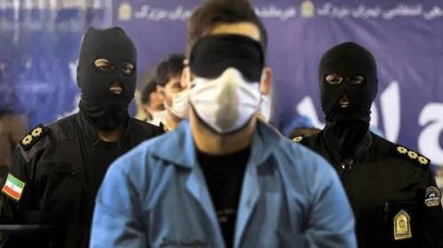 جیب بری با تکنیک تنه زدن متهم اعتراف کرد